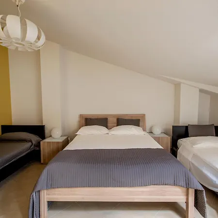 La Scivola Bed & Breakfast Aci Castello