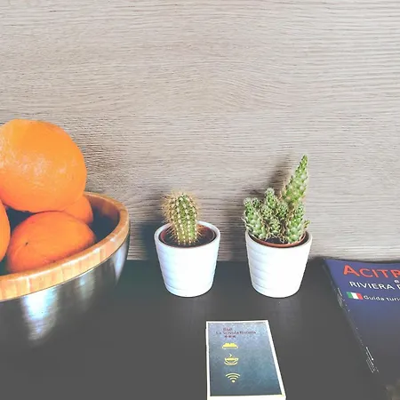 La Scivola 3* Aci Castello