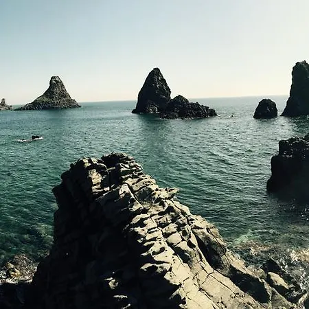 Bed & Breakfast La Scivola Aci Castello