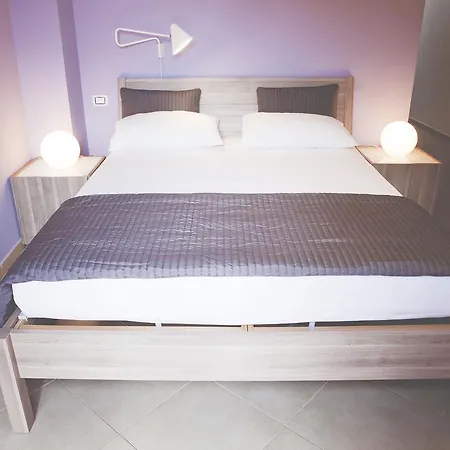 La Scivola Bed & Breakfast